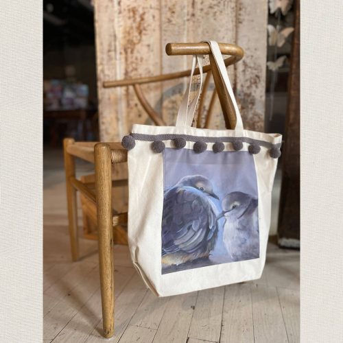 Tote Bags Birds of a Feather & Chair linen web